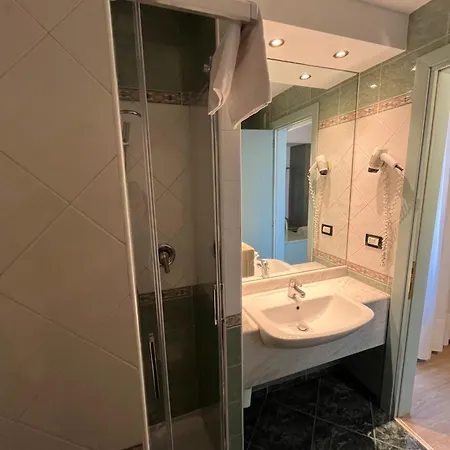Hotel Terme Luna Montegrotto Terme Esterno foto